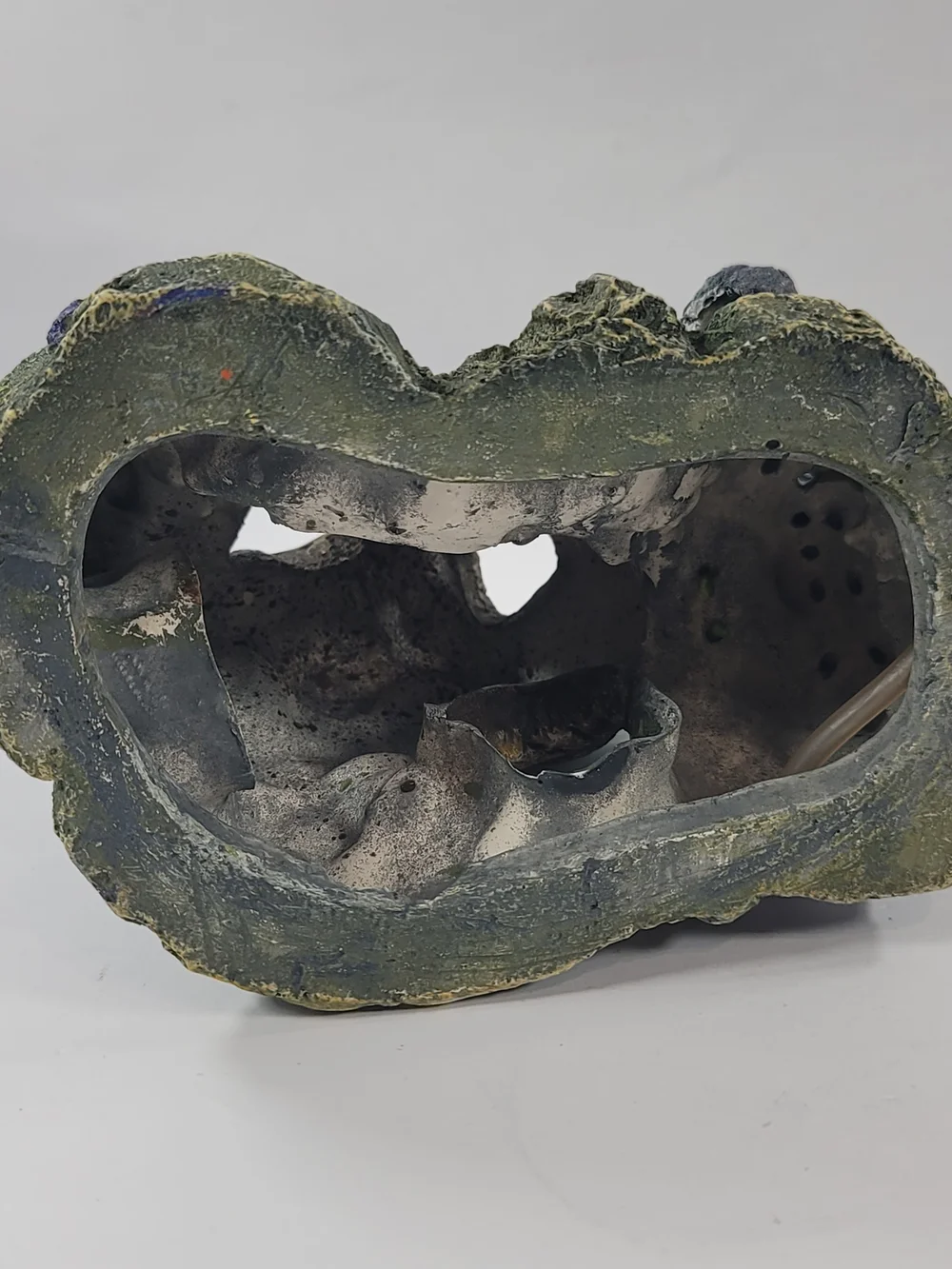 Top Fin Aquarium Decoration Fish Tank Resin Rock Barnacle Barrel Cave Ornament